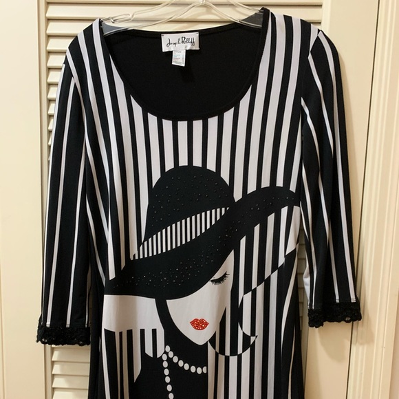 ⬇️JOSEPH RIBKOFF unique all-season dress. - Picture 2 of 4